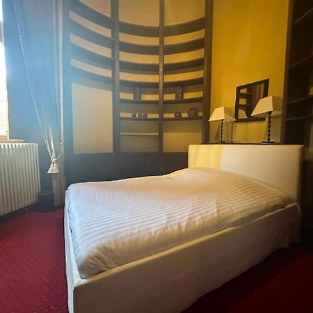 Camping Et Hotel Chateau Du Haget Montesquiou Dış mekan fotoğraf