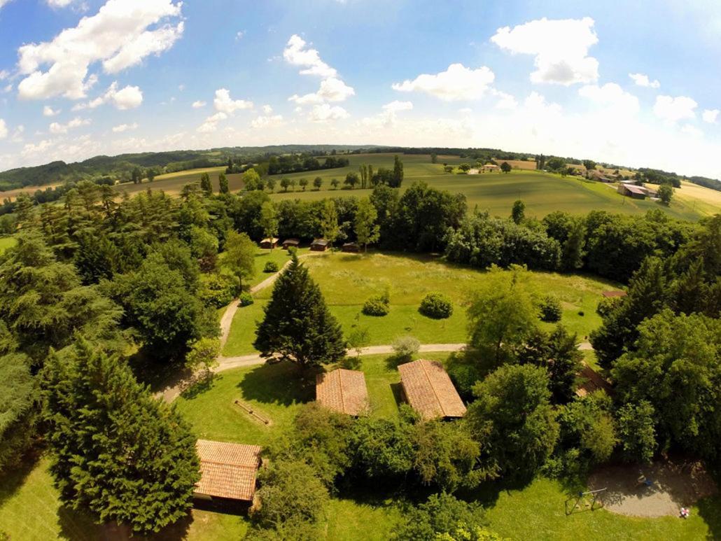 Camping Et Hotel Chateau Du Haget Montesquiou Dış mekan fotoğraf