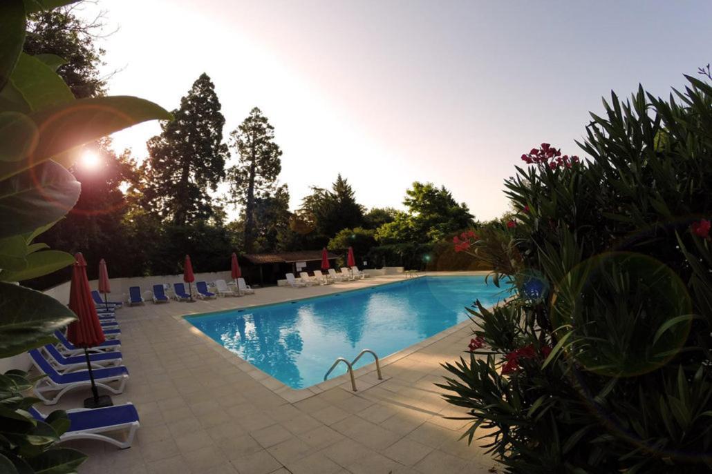 Camping Et Hotel Chateau Du Haget Montesquiou Dış mekan fotoğraf